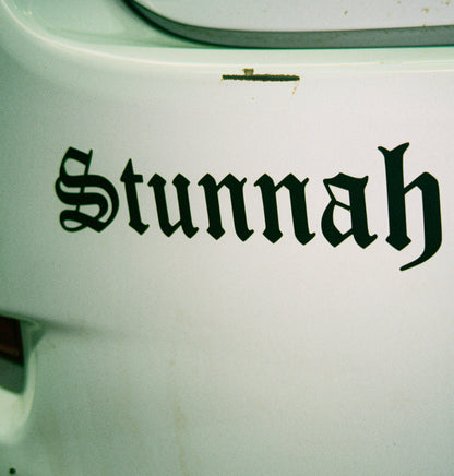 Stunnah Sticker